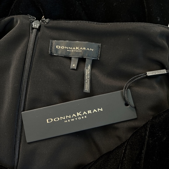 ✨NWT✨ Donna Karan Velvet Drape Pencil Skirt | Size 6 - Picture 6 of 8